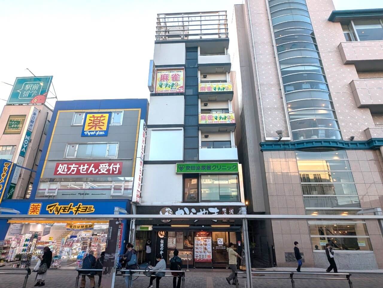 【オープンはまだです】新越谷駅のロータリーに隠れ家居酒屋めしや 囲炉裏庵 南越谷...